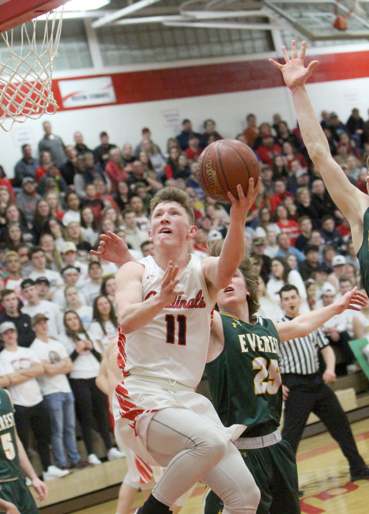 D.C. Everest at Chi-Hi boys basketball 3-7-20